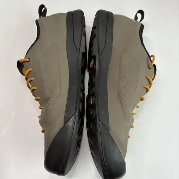 ARC’TERYX Acrux SL Approach Men’s 10 Gray Hiking/ Trail Running Shoes Vibram - Picture 8 of 12